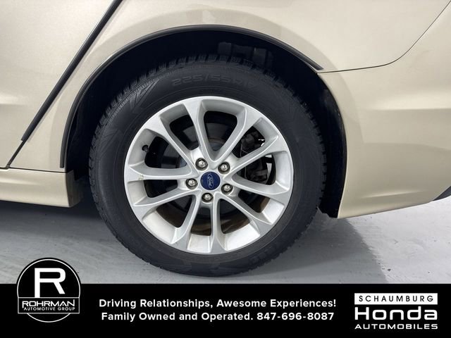 Used 2019 Ford Fusion SE FWD image 5