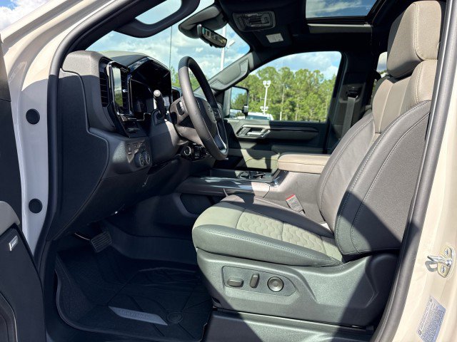 New 2026 Chevrolet Silverado 2500 ZR2 w/ LPO, Dark Essentials Package AWD/4WD image 21