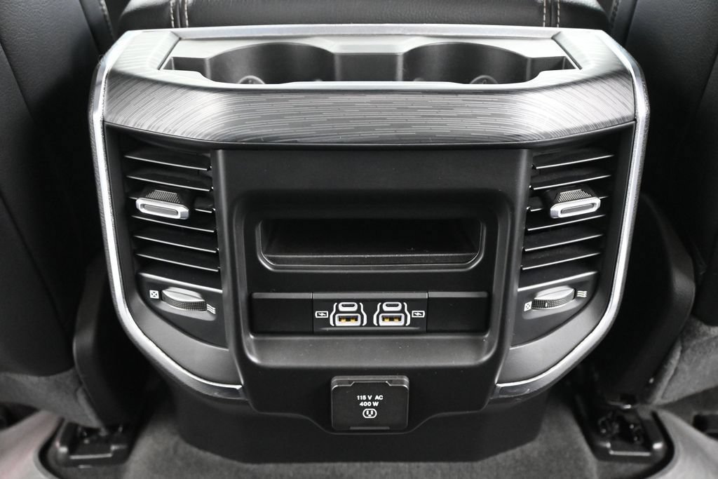 Used 2023 RAM 1500 Laramie AWD/4WD image 19
