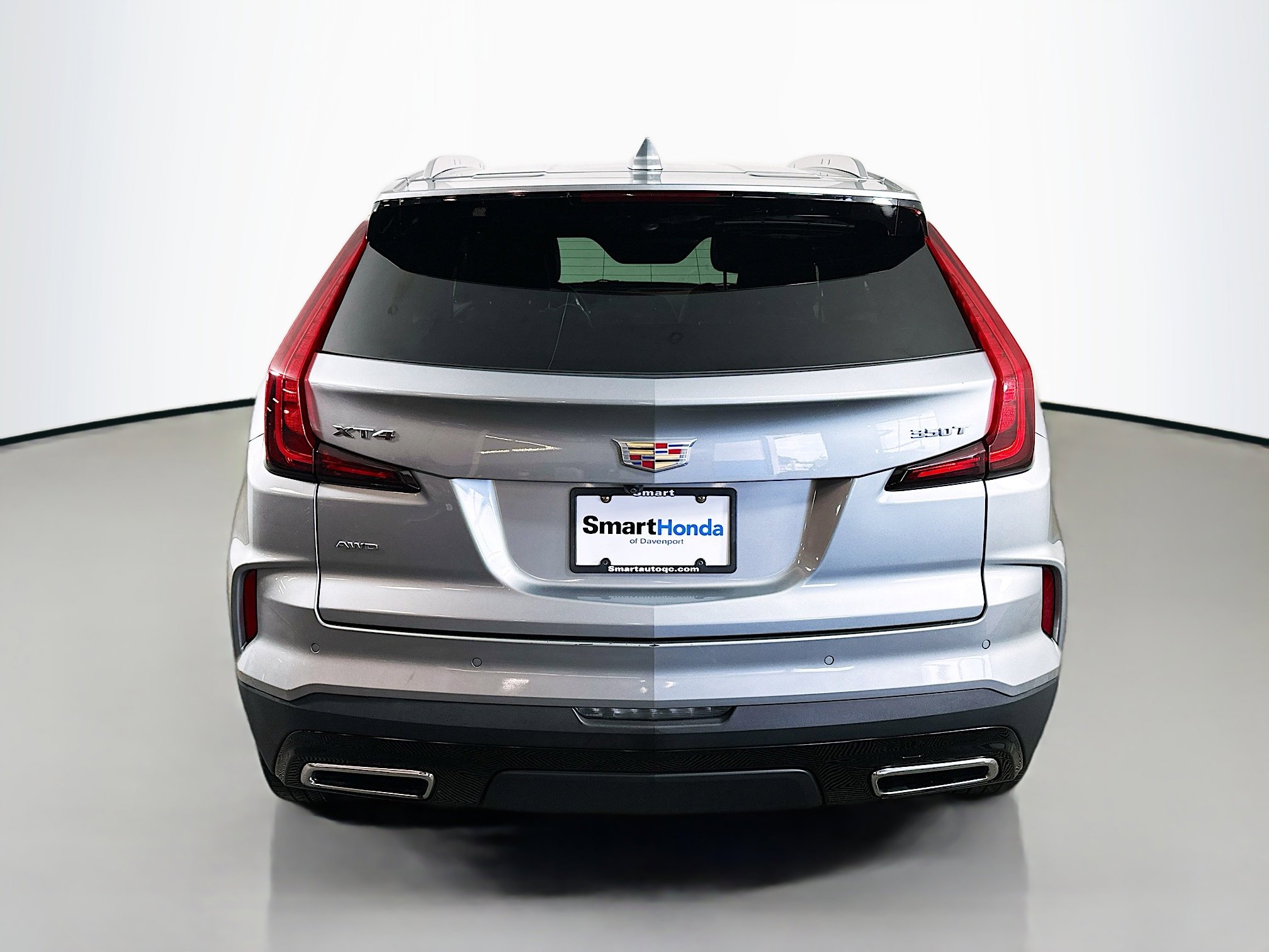 Used 2024 Cadillac XT4 Premium Luxury AWD/4WD image 6