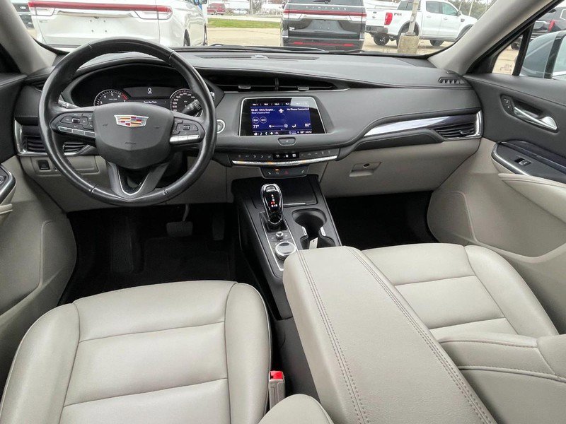 Used 2023 Cadillac XT4 Luxury image 18