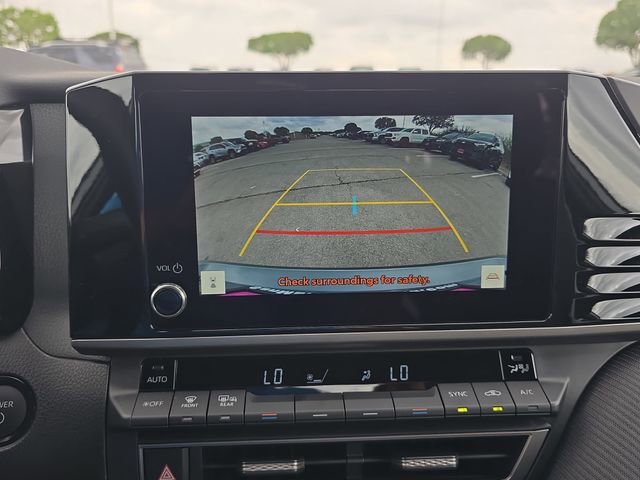 Used 2026 Toyota Camry SE w/ Convenience Package FWD image 23
