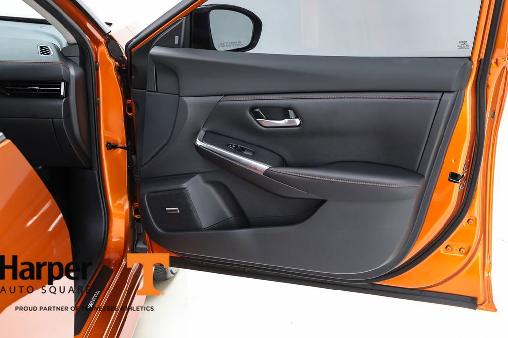 Used 2021 Nissan Sentra SR w/ SR Premium Package image 69