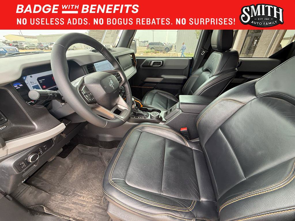 Used 2022 Ford Bronco Badlands w/ Sasquatch Package AWD/4WD image 11