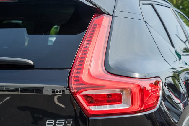 Certified 2023 Volvo XC40 B5 Plus w/ Protection Package Premier AWD/4WD image 7