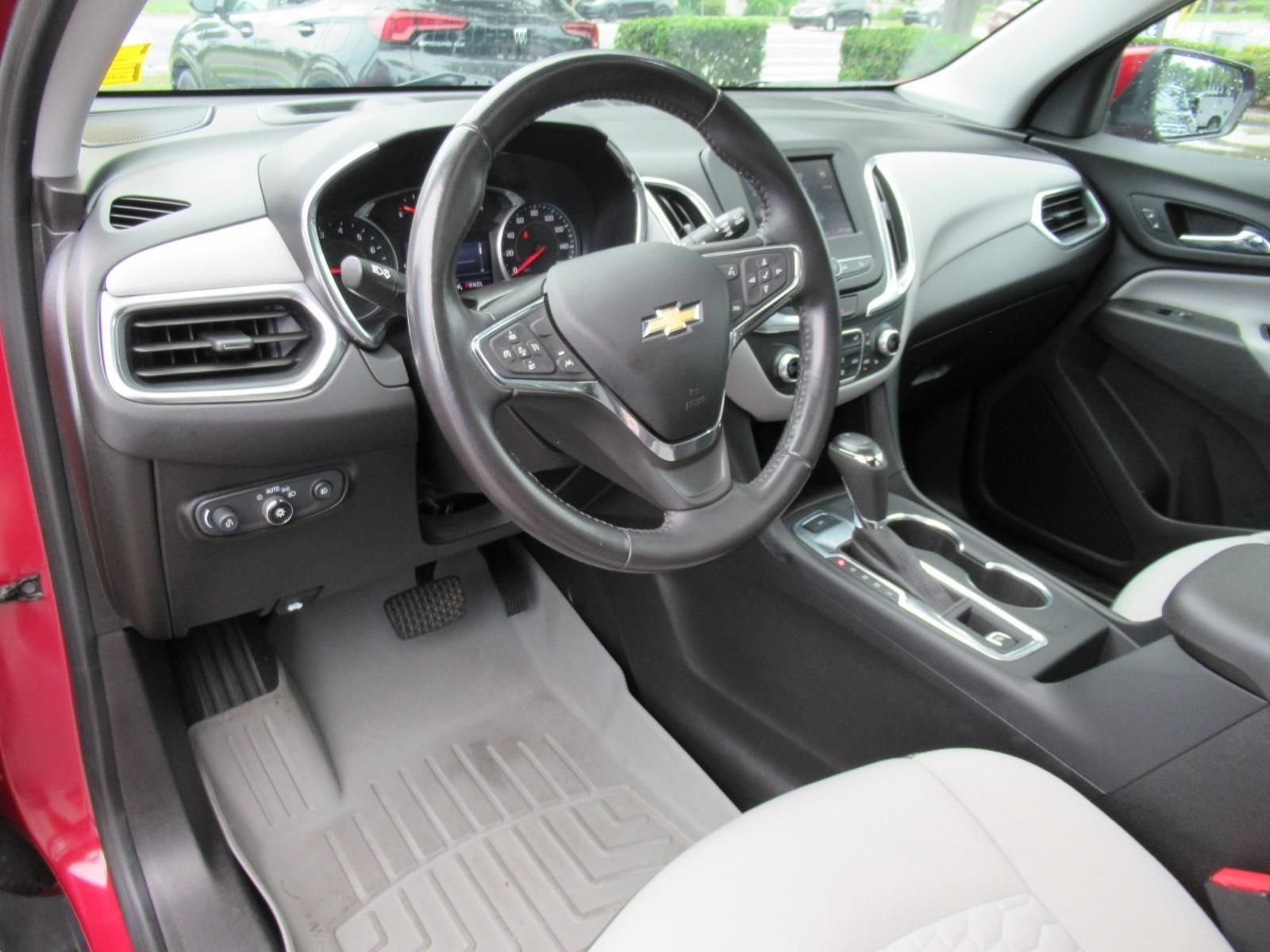 Used 2020 Chevrolet Equinox LT AWD/4WD image 18