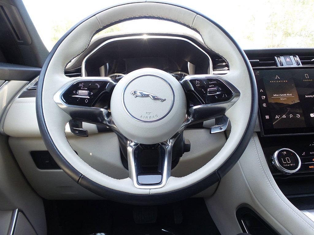 Used 2023 Jaguar F-PACE S AWD/4WD image 38
