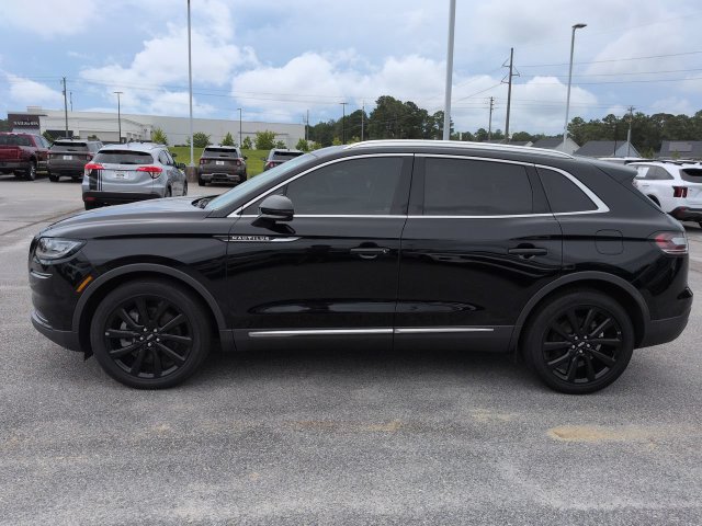 Used 2023 Lincoln Nautilus Reserve w/ Monochromatic Package FWD image 7