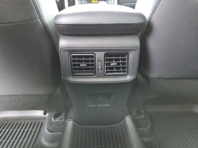 Used 2022 Toyota RAV4 LE image 22