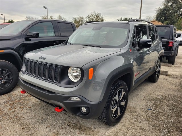 Used 2022 Jeep Renegade Trailhawk image 3