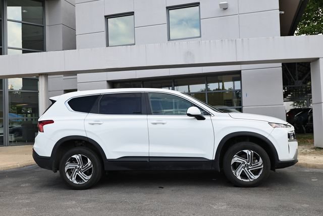 Used 2023 Hyundai Santa Fe SE AWD/4WD image 4