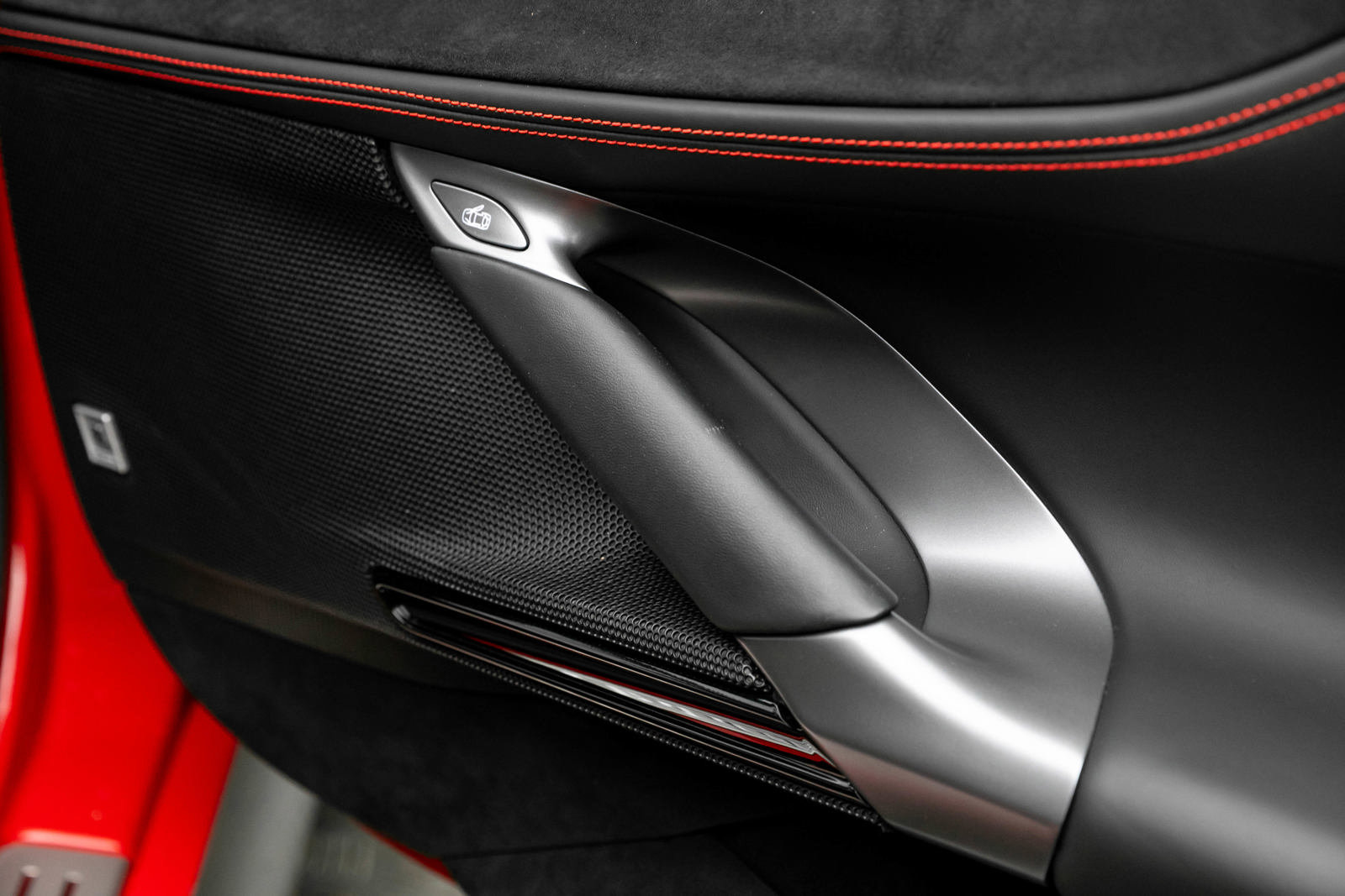 Certified 2022 Ferrari SF90 Stradale image 33