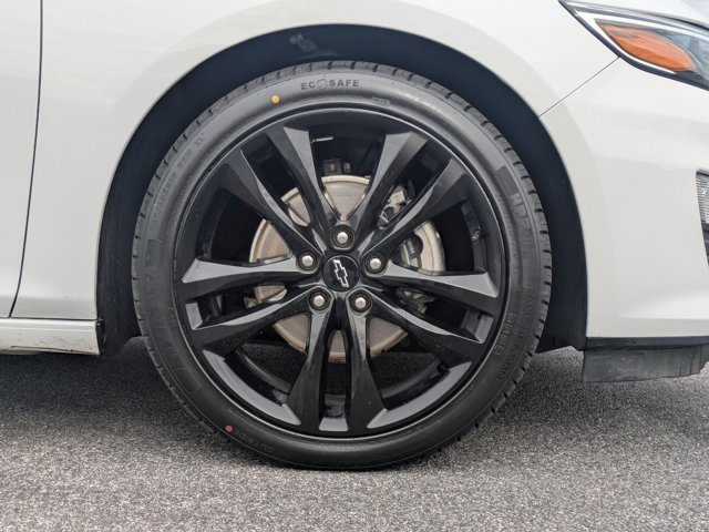 Used 2022 Chevrolet Malibu LT w/ Leather Package image 10