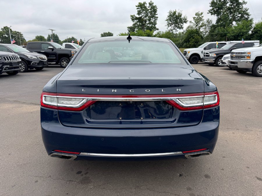 Used 2018 Lincoln Continental Reserve w/ Technology Package AWD/4WD image 4