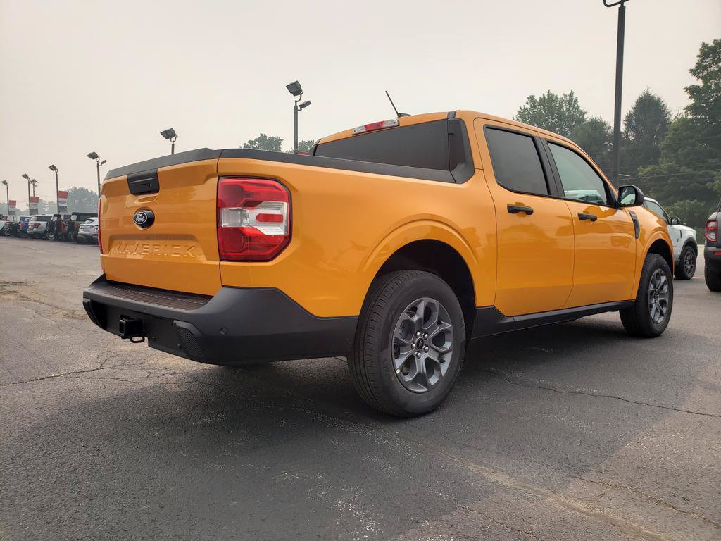 New 2026 Ford Maverick XLT w/ Equipment Group 301A AWD/4WD image 3