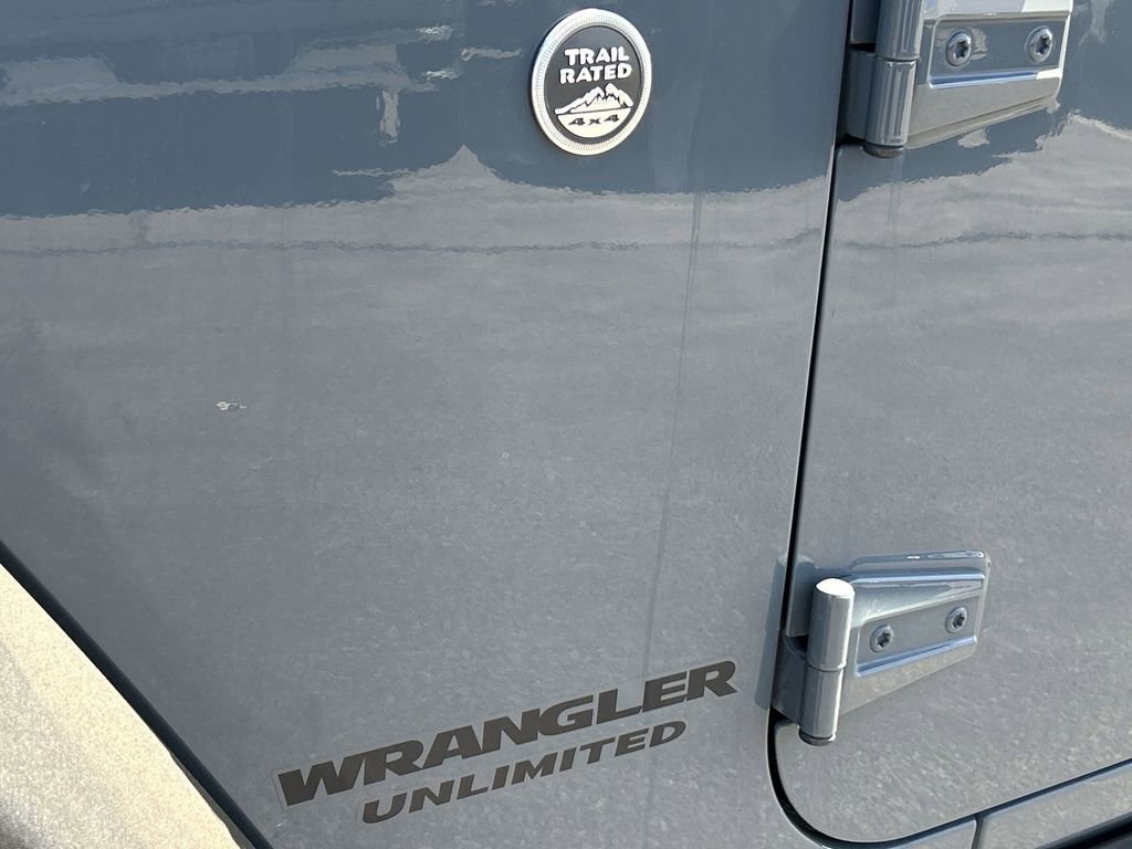 Used 2015 Jeep Wrangler Unlimited Sport AWD/4WD image 30