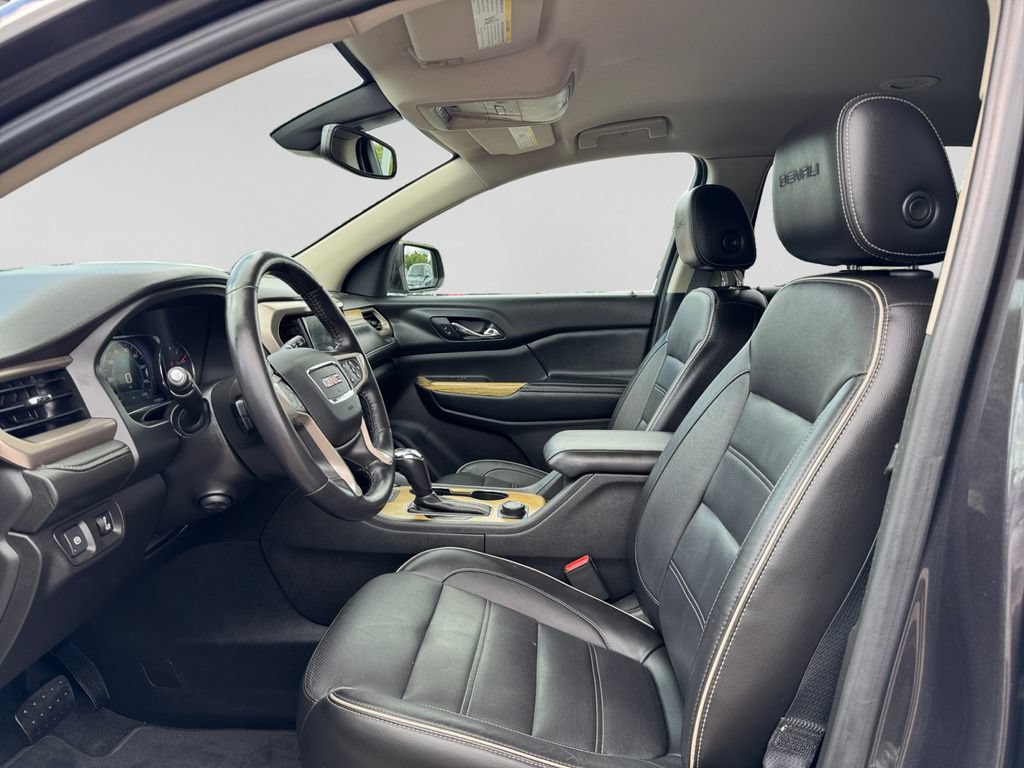 Used 2018 GMC Acadia Denali w/ Technology Package AWD/4WD image 14