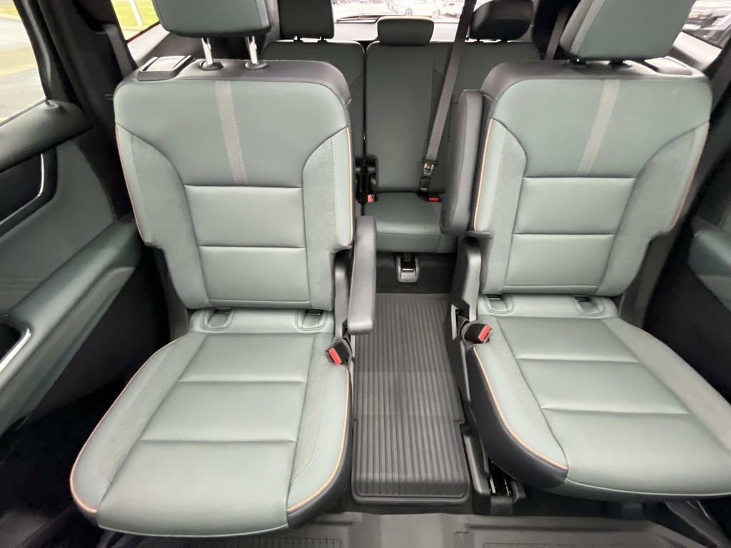 Certified 2024 GMC Acadia AT4 w/ LPO, Floor Liner Package image 30