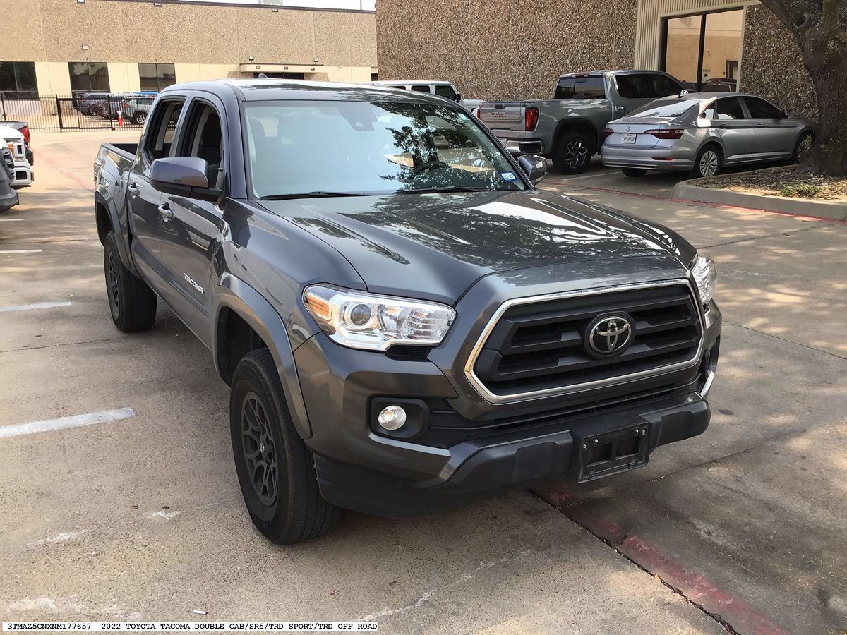 Used 2022 Toyota Tacoma SR5 RWD image 6