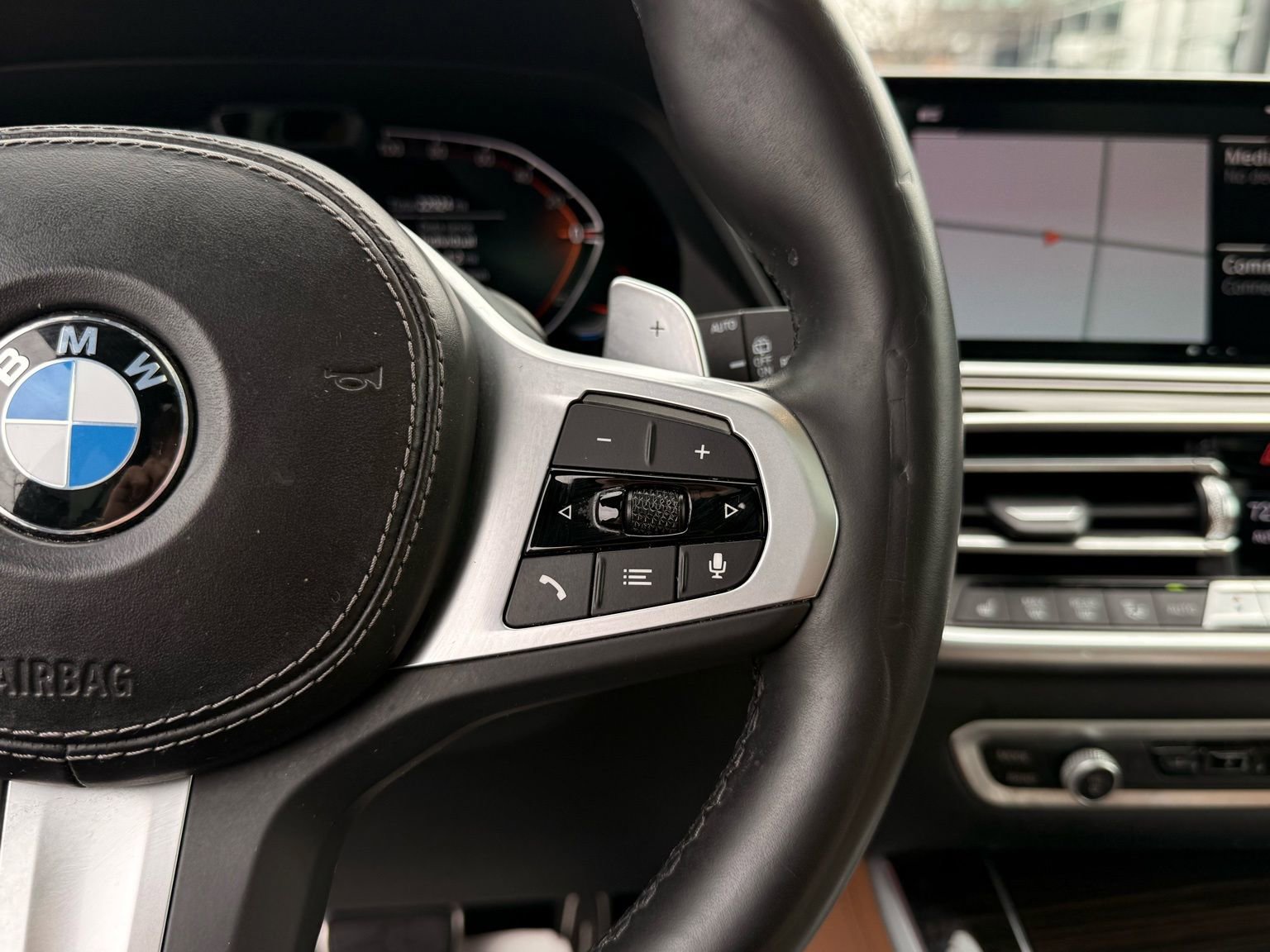 Used 2023 BMW X5 xDrive40i w/ Executive Package image 57