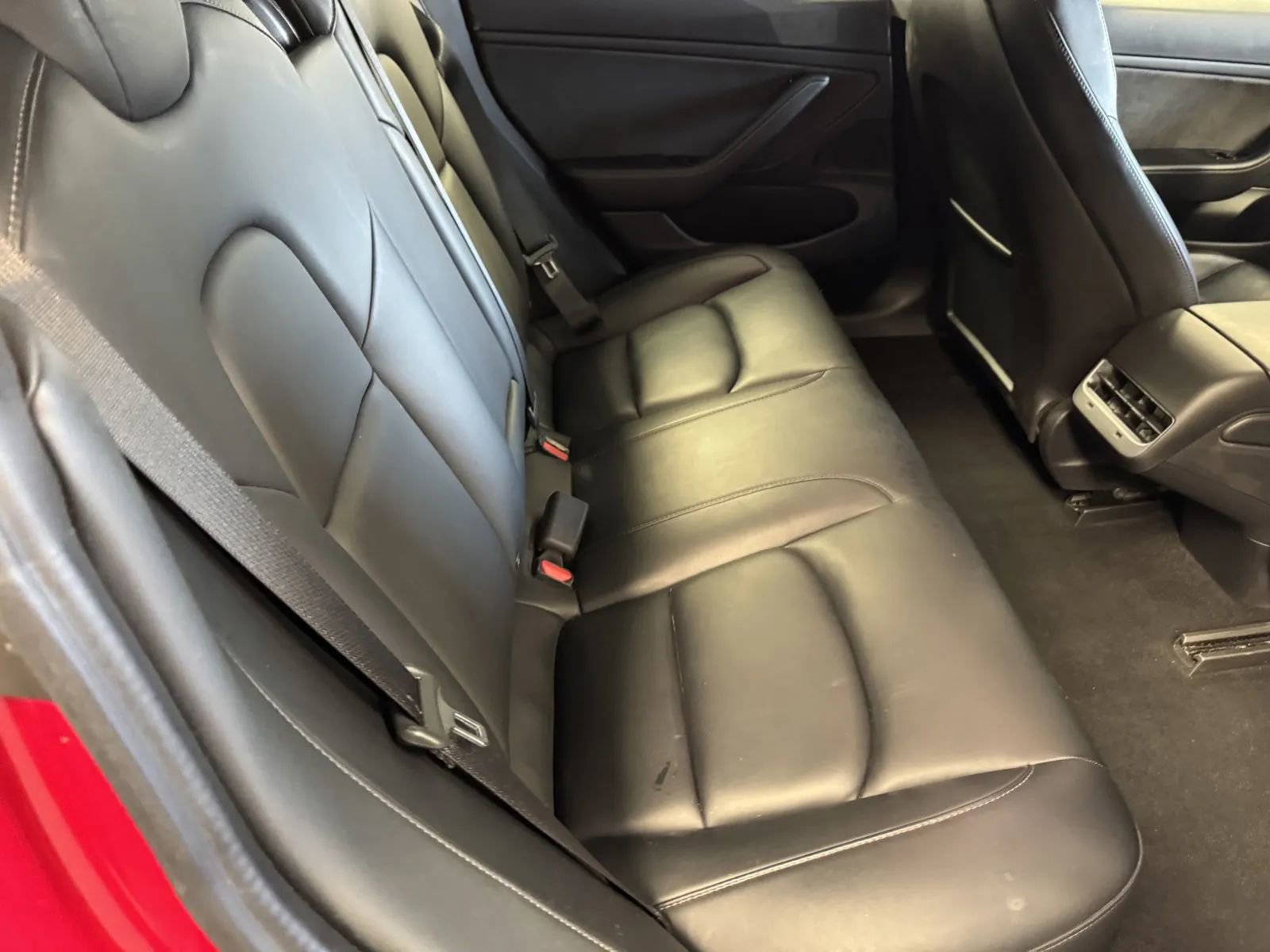 Used 2020 Tesla Model 3 Performance image 7