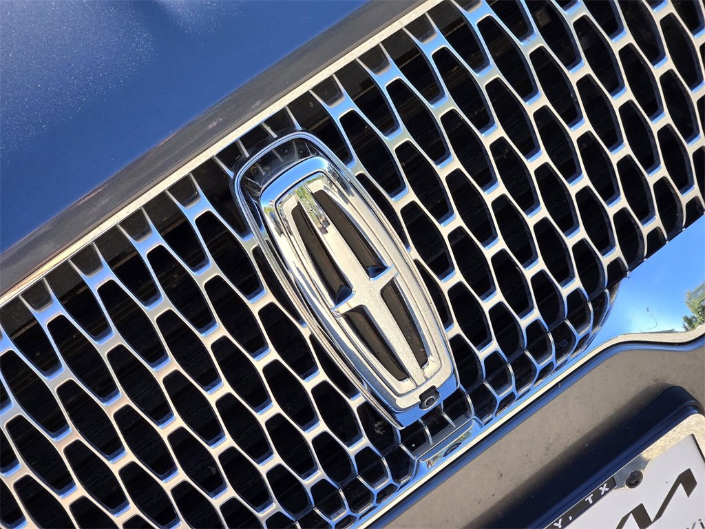 Used 2022 Lincoln Aviator Reserve w/ Elements Package Plus image 8