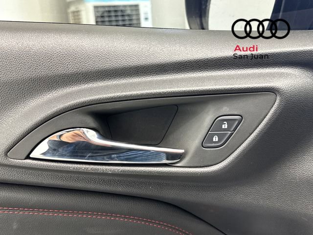 Used 2025 Chevrolet Trax RS w/ Sunroof Package image 29