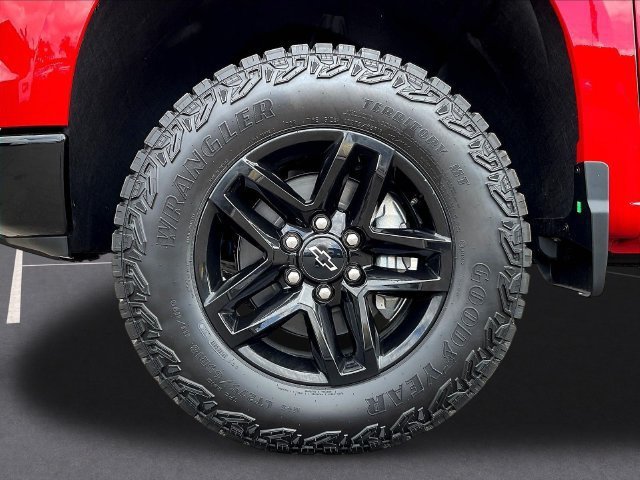 New 2026 Chevrolet Silverado 1500 Custom Trail Boss AWD/4WD image 16