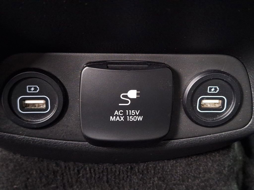 Used 2022 Hyundai Santa Fe Limited image 23