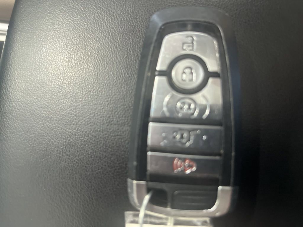 Used 2021 Ford Explorer Limited w/ Hybrid Equipment Group 310A image 32