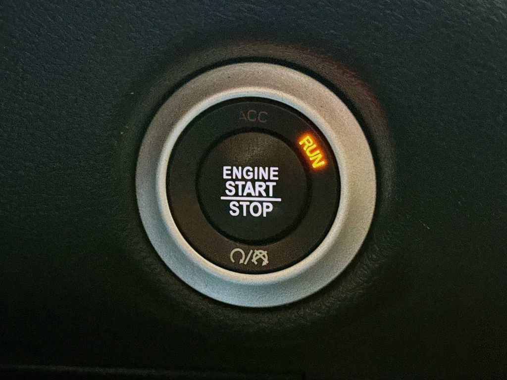 Used 2019 Chrysler Pacifica Touring Plus w/ Advanced Safetytec Group image 19