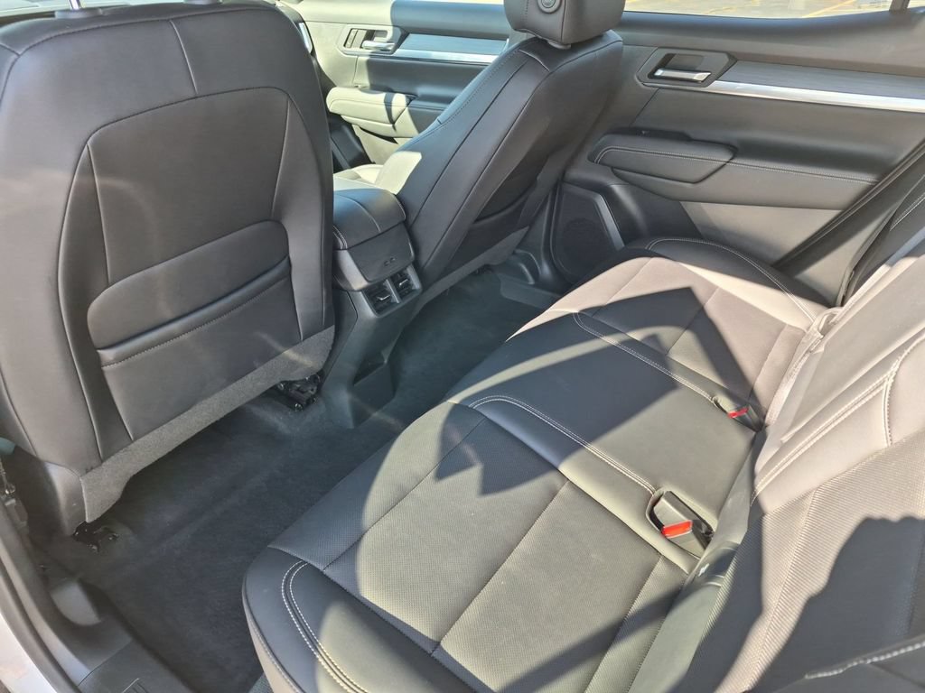 Used 2026 GMC Terrain Elevation w/ Elevation Premium Package AWD/4WD image 26
