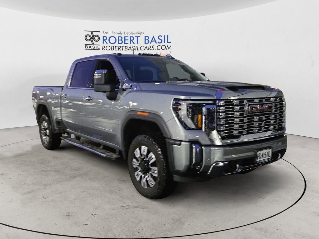 Certified 2025 GMC Sierra 3500 Denali w/ Denali Reserve Package image 7