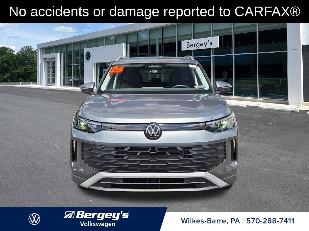 Certified 2026 Volkswagen Tiguan SE AWD/4WD image 2