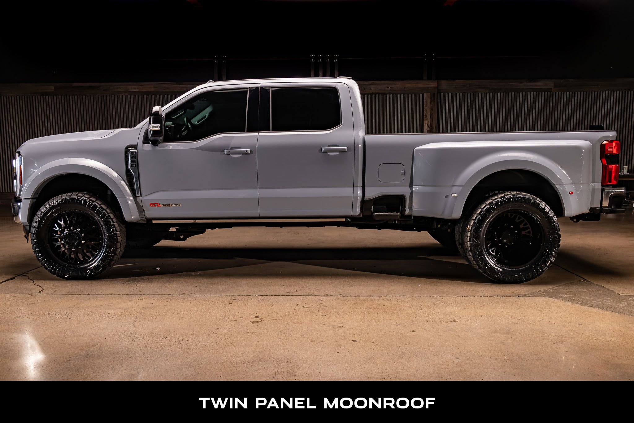 Used 2025 Ford F450 Lariat w/ Lariat Ultimate Package AWD/4WD image 6