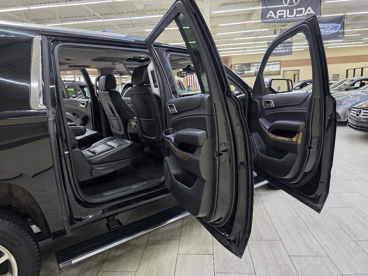 Used 2016 GMC Yukon XL Denali w/ Open Road Package AWD/4WD image 16