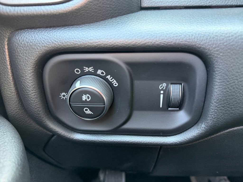 New 2026 RAM 2500 Tradesman w/ Safety Group AWD/4WD image 18