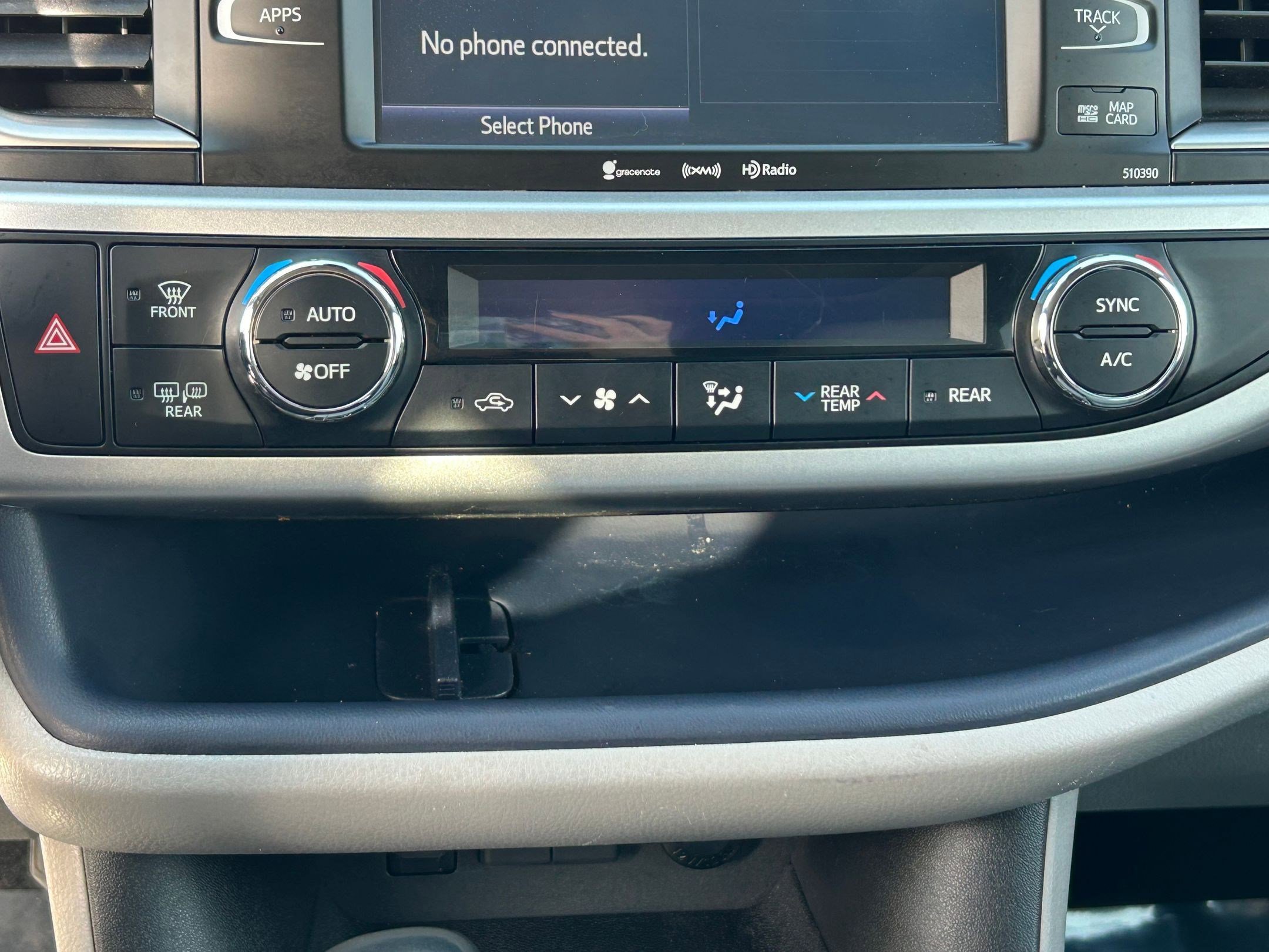 Certified 2019 Toyota Highlander XLE image 21