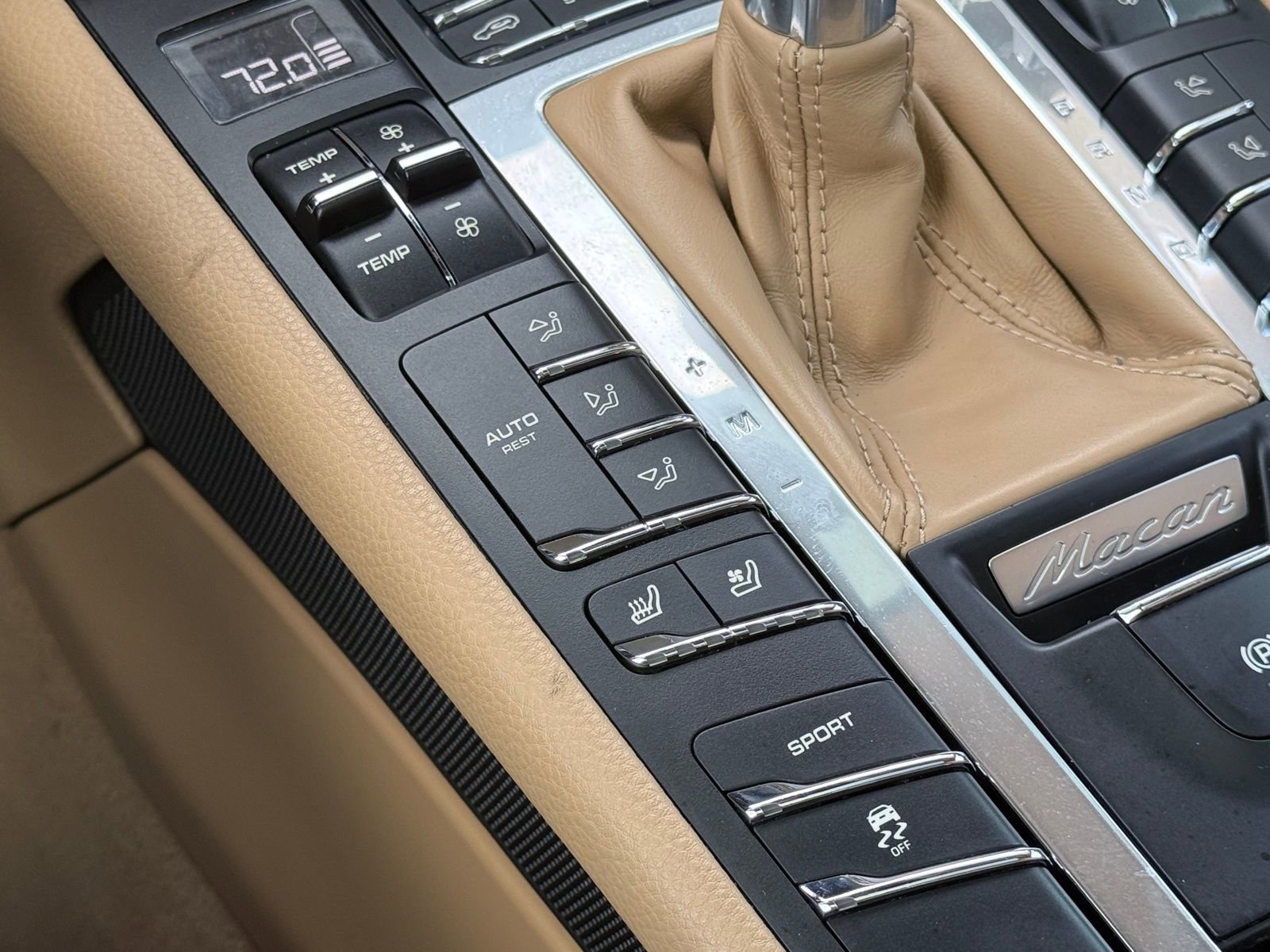 Used 2017 Porsche Macan S image 31