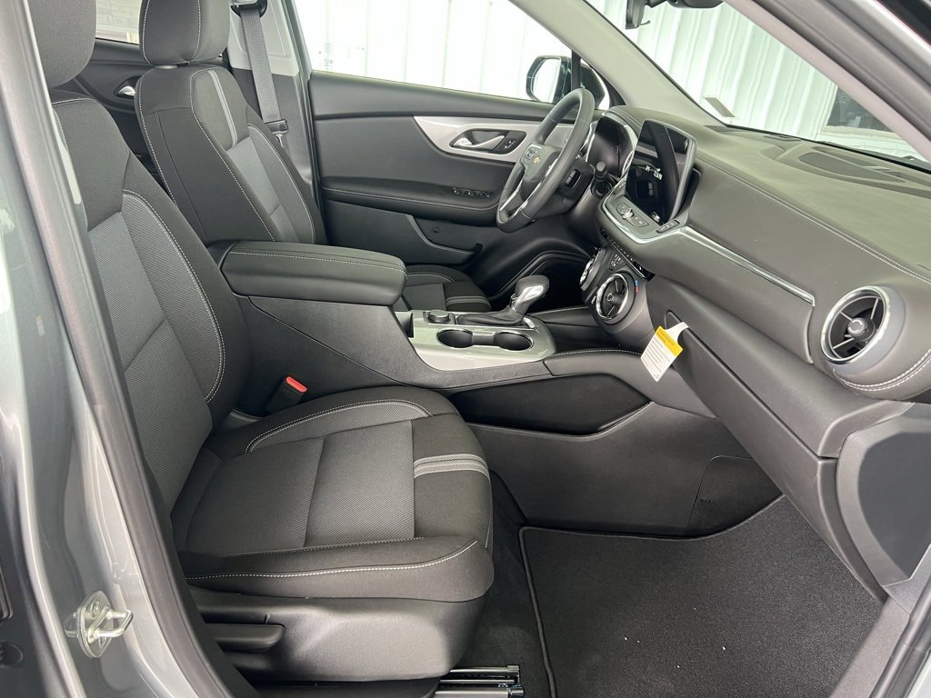 New 2025 Chevrolet Blazer LT image 23
