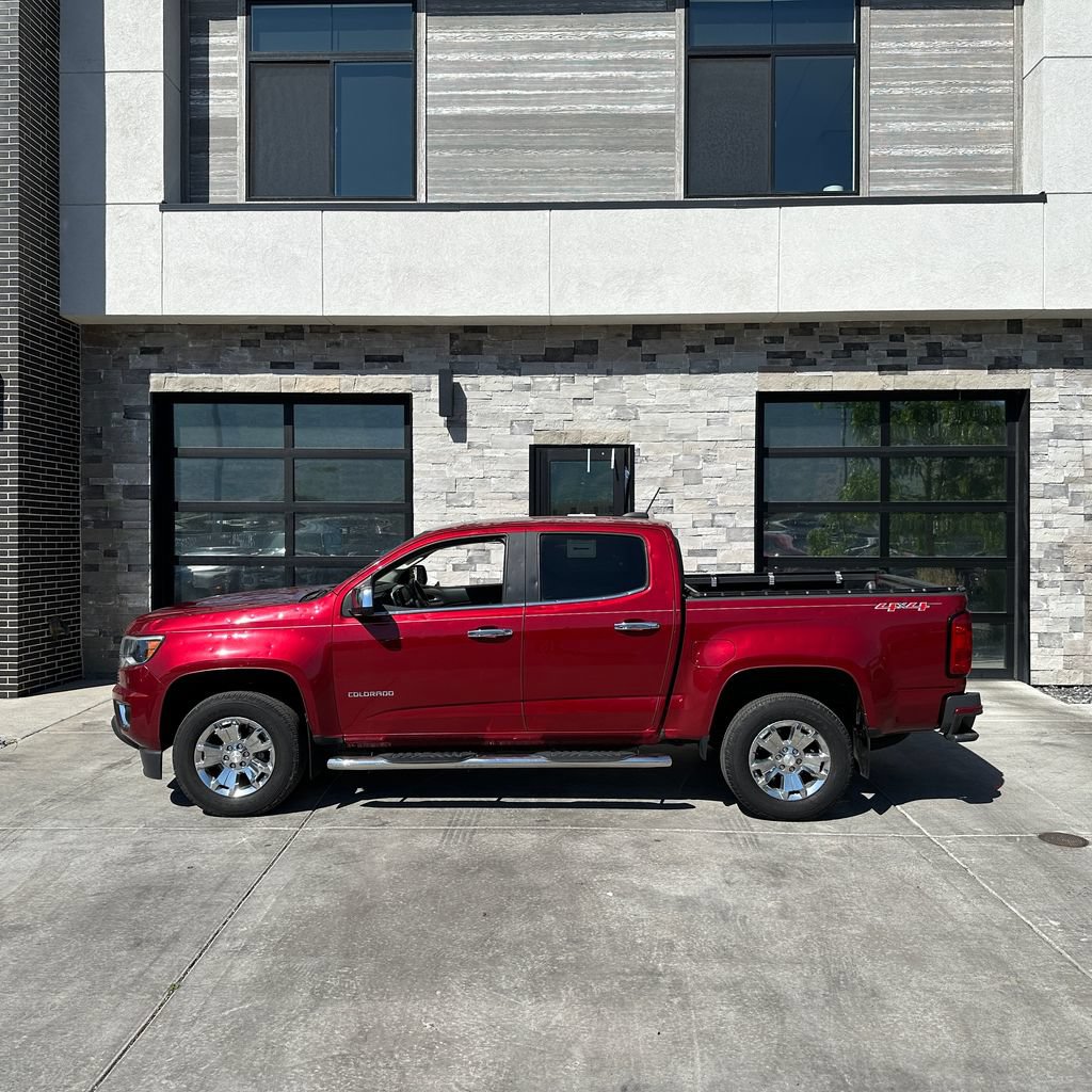 Used 2019 Chevrolet Colorado LT w/ LT Convenience Package AWD/4WD image 6