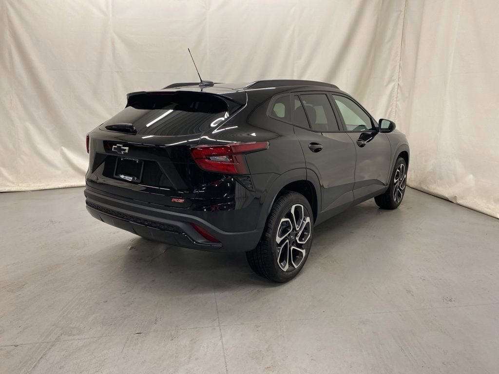 New 2026 Chevrolet Trax RS w/ Driver Confidence Package image 6