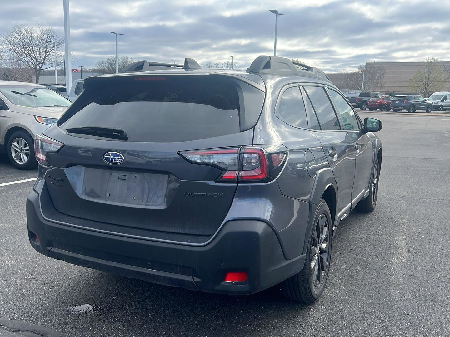 Used 2025 Subaru Outback Onyx Edition AWD/4WD image 7