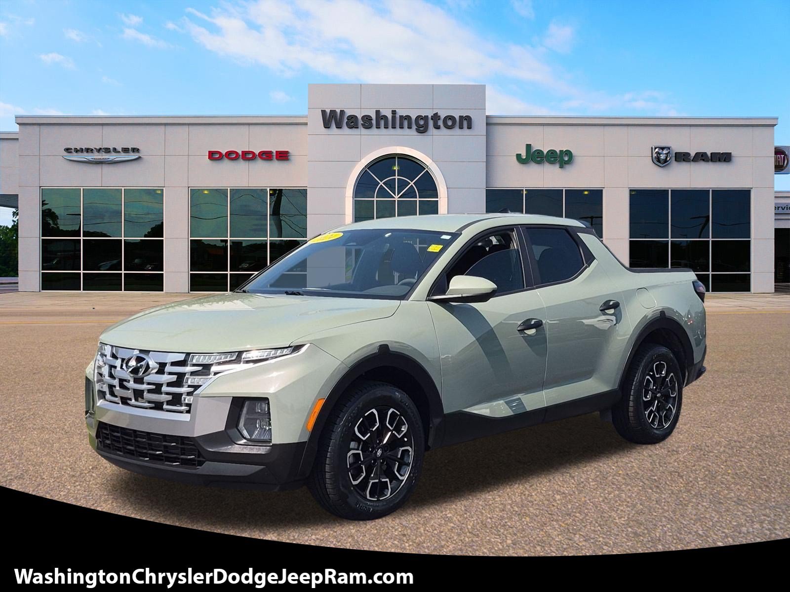Used 2024 Hyundai Santa Cruz SE AWD/4WD image 1
