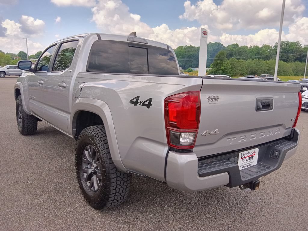 Used 2021 Toyota Tacoma SR5 w/ Technology Package AWD/4WD image 5