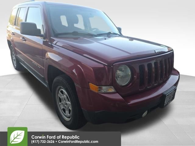 Used 2015 Jeep Patriot Sport w/ Power Value Group FWD image 5
