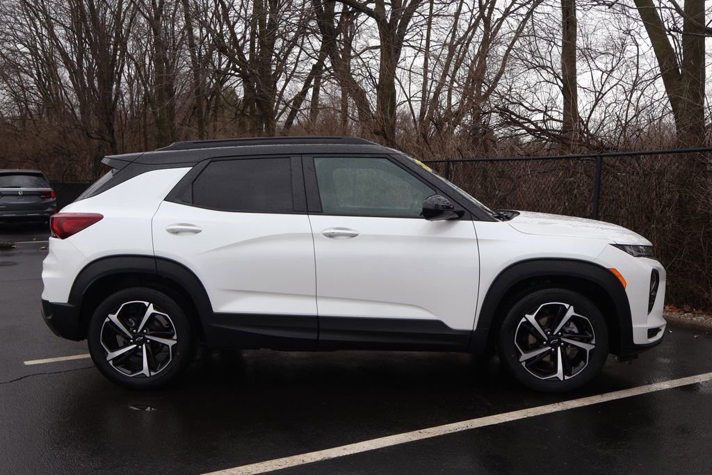 Certified 2023 Chevrolet TrailBlazer RS w/ Sun and Liftgate Package image 10