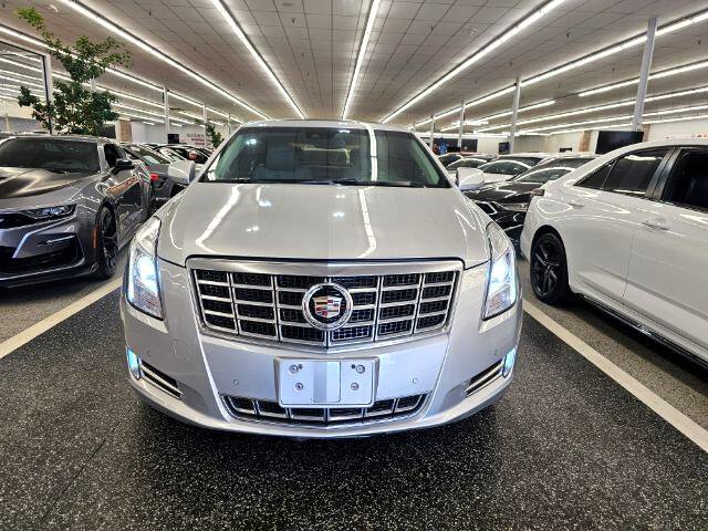 Used 2013 Cadillac XTS Luxury w/ Driver Awareness Package image 2