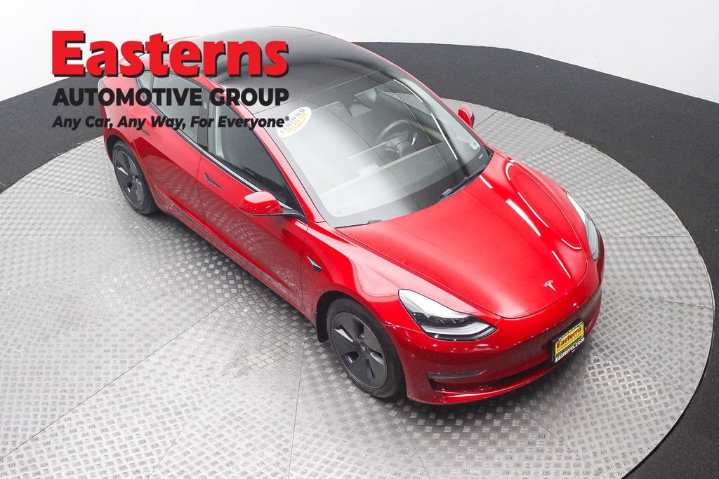 Used 2022 Tesla Model 3 Standard Range RWD image 3