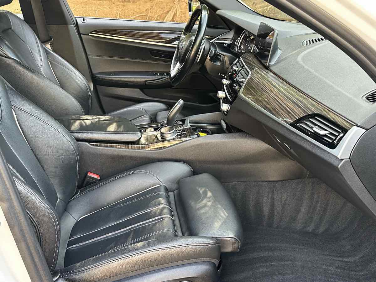 Used 2018 BMW 540i xDrive 540i xDrive image 18